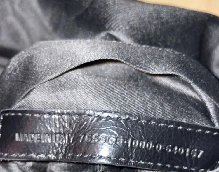 バレンシアガ  （ブランドバッグ）の商品画像 - 査定依頼日：2025年12月21日 - 最高査定価格：150,000円