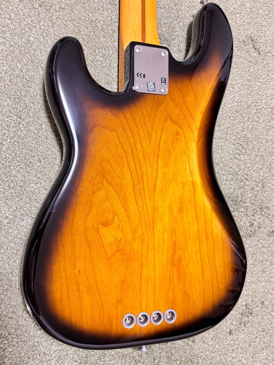 American Vintage II 1954 Precision Bass®（ピアノ・楽器・PA機材）の商品画像 - 査定依頼日：2025年10月14日 - 最高査定価格：173,000円