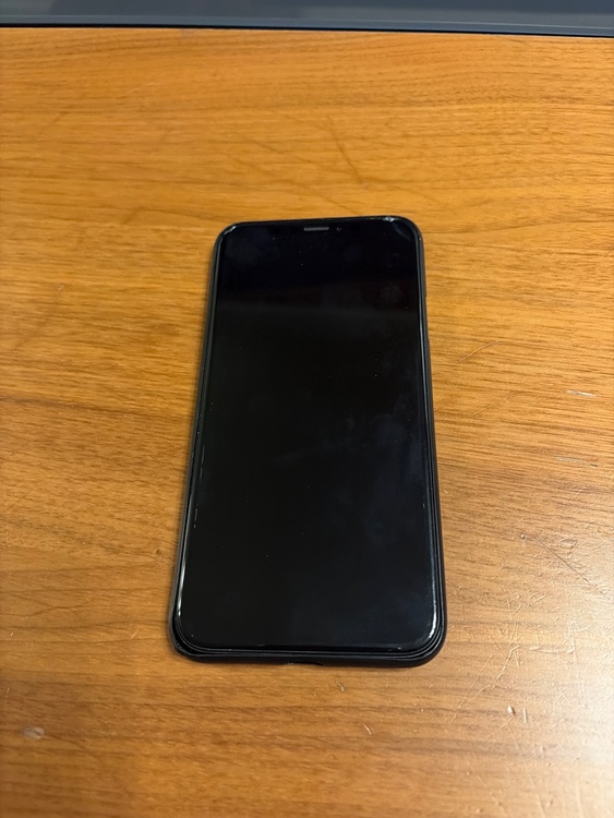 iPhoneXS 256GB au（スマホ）の商品画像 - 査定依頼日：2026年2月20日 - 最高査定価格：13,000円