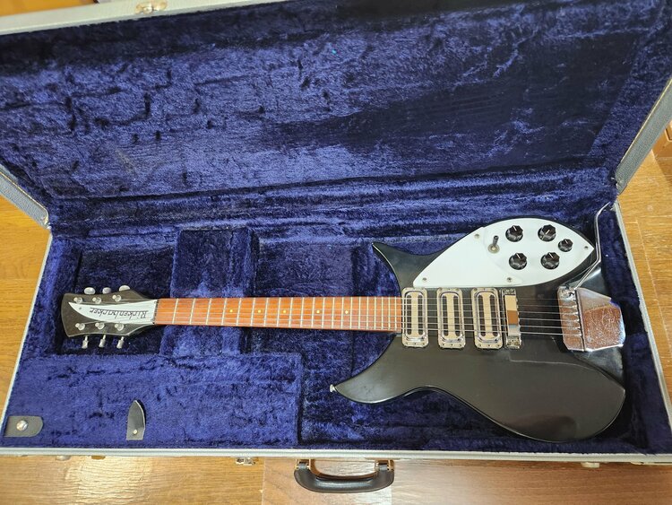 325-V63（ピアノ・楽器・PA機材）の商品画像 - 査定依頼日：2026年4月7日 - 最高査定価格：160,000円