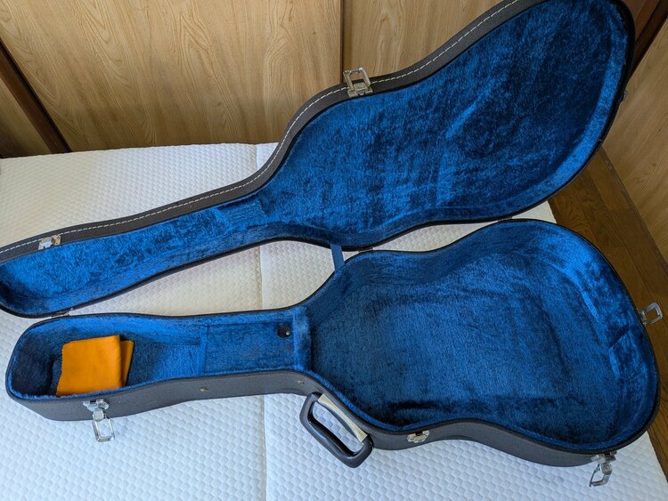 FG-401W（ピアノ・楽器・PA機材）の商品画像 - 査定依頼日：2026年3月24日 - 最高査定価格：10,000円