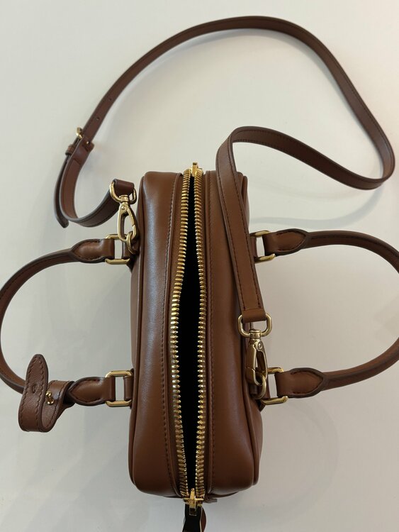 arcadie（ブランドバッグ）の商品画像 - 査定依頼日：2026年4月27日 - 最高査定価格：250,000円