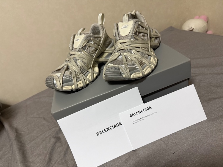 バレンシアガ  （ブランドバッグ）の商品画像 - 査定依頼日：2025年10月28日 - 最高査定価格：90,000円