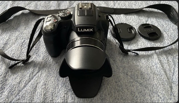 ルミックス　DMC-FZ200（カメラ）の商品画像 - 査定依頼日：2026年3月16日 - 最高査定価格：7,000円
