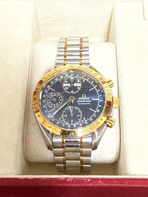 オメガ スピードマスター 3321-8（高級時計）の商品画像 - 査定依頼日：2025年12月5日 - 最高査定価格：350,000円