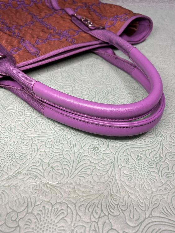 フェラガモ  （ブランドバッグ）の商品画像 - 査定依頼日：2026年3月3日 - 最高査定価格：5,000円