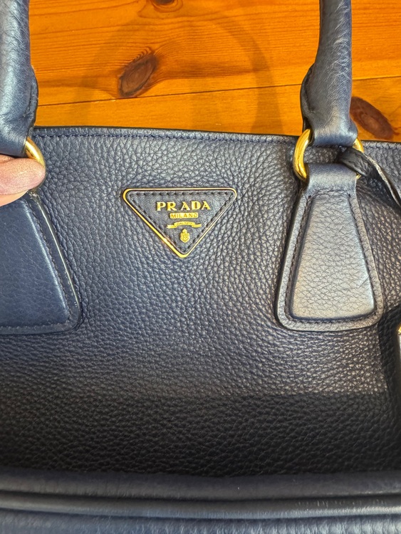 プラダ  （ブランドバッグ）の商品画像 - 査定依頼日：2025年9月30日 - 最高査定価格：70,000円