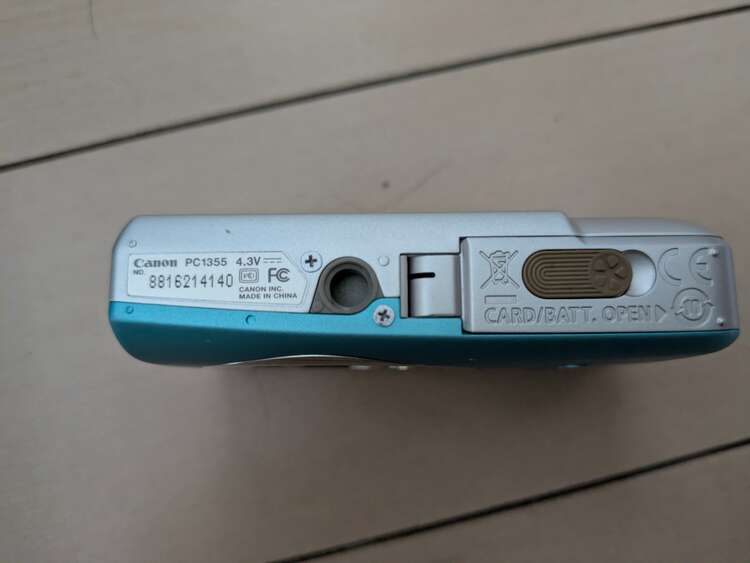 IXY digital110IS（カメラ）の商品画像 - 査定依頼日：2025年4月13日 - 最高査定価格：7,000円