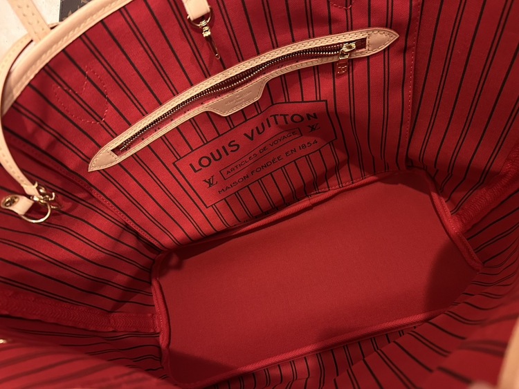 ルイヴィトン ネヴァーフル （ブランドバッグ）の商品画像 - 査定依頼日：2026年2月24日 - 最高査定価格：230,000円