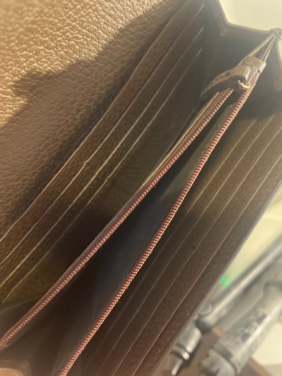 グッチ  （ブランドバッグ）の商品画像 - 査定依頼日：2025年6月10日 - 最高査定価格：30,000円