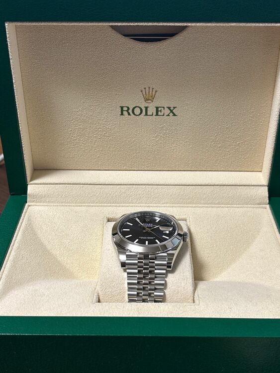 ロレックス デイトジャスト 12630（高級時計）の商品画像 - 査定依頼日：2025年11月24日 - 最高査定価格：1,650,000円