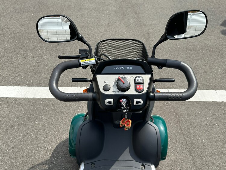 HONDA モンパルML200（カー用品）の商品画像 - 査定依頼日：2025年4月24日 - 最高査定価格：55,000円