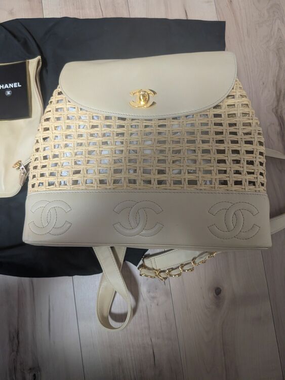 写真の通り2点（ブランドバッグ）の商品画像 - 査定依頼日：2025年11月30日 - 最高査定価格：500,000円