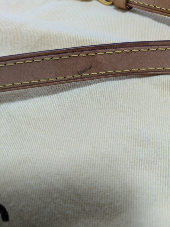 TA1173（ブランドバッグ）の商品画像 - 査定依頼日：2026年8月27日 - 最高査定価格：85,000円