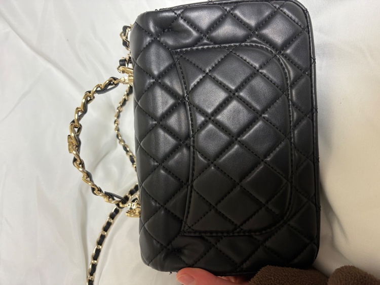 トップハンドル ミニ クラシック ハンドバッグ（ブランドバッグ）の商品画像 - 査定依頼日：2026年2月4日 - 最高査定価格：650,000円