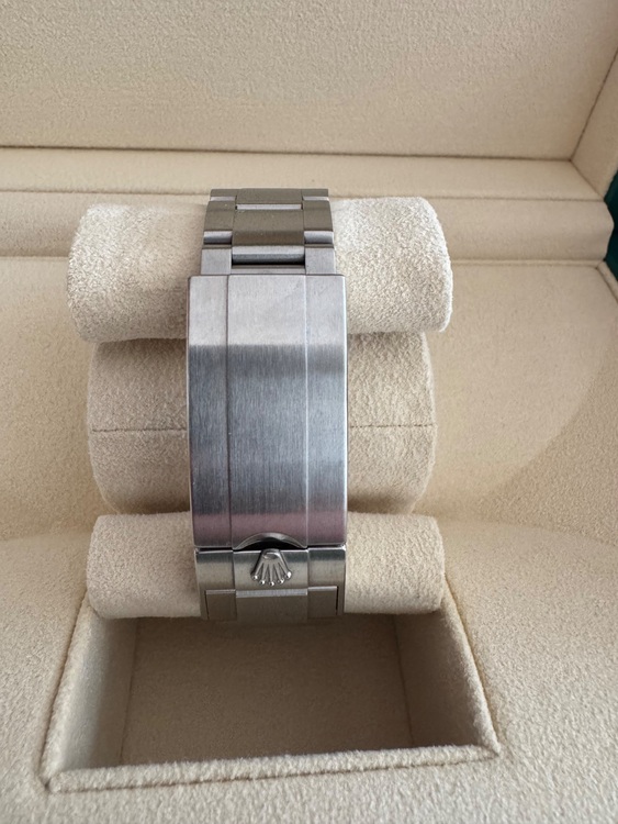 サブマリーナデイト（高級時計）の商品画像 - 査定依頼日：2025年8月25日 - 最高査定価格：100,000円