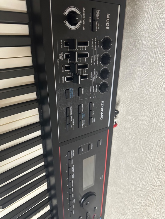 JUNO-DS（ピアノ・楽器・PA機材）の商品画像 - 査定依頼日：2025年10月4日 - 最高査定価格：60,000円