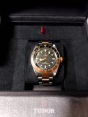 79833MN-0001（高級時計）の商品画像 - 査定依頼日：2025年8月5日 - 最高査定価格：620,000円