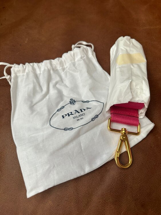 カナパトートバッグ（ブランドバッグ）の商品画像 - 査定依頼日：2025年3月13日 - 最高査定価格：60,000円