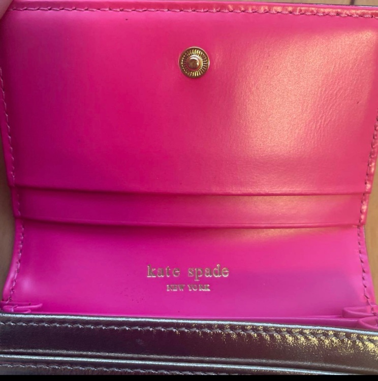 コインケース（ブランド財布・小物）の商品画像 - 査定依頼日：2025年6月30日 - 最高査定価格：3,000円