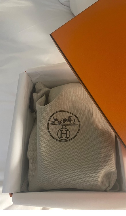 18センチ　PM（ブランドバッグ）の商品画像 - 査定依頼日：2025年7月30日 - 最高査定価格：590,000円