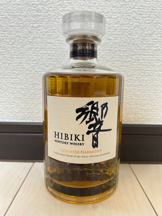 サントリー響 JAPANESE HARMONY 700ml（お酒）の商品画像 - 査定依頼日：2025年4月15日 - 最高査定価格：10,000円