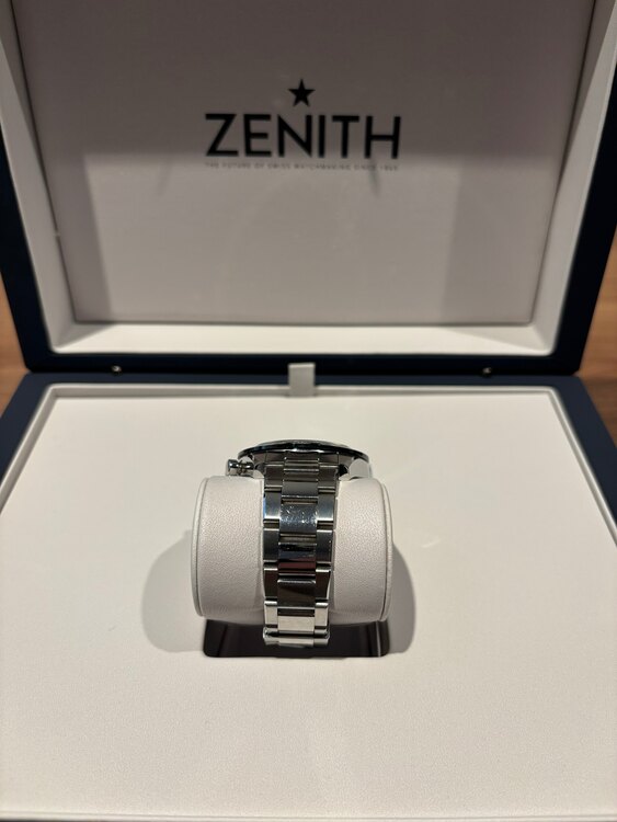 ゼニス その他 03.3105.3600/52.M310（高級時計）の商品画像 - 査定依頼日：2025年5月5日 - 最高査定価格：1,135,000円