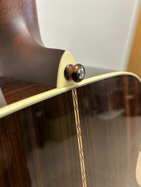 CTM OOO-28(#C21-004785) LRBaggsLyric付（ピアノ・楽器・PA機材）の商品画像 - 査定依頼日：2025年8月17日 - 最高査定価格：300,000円