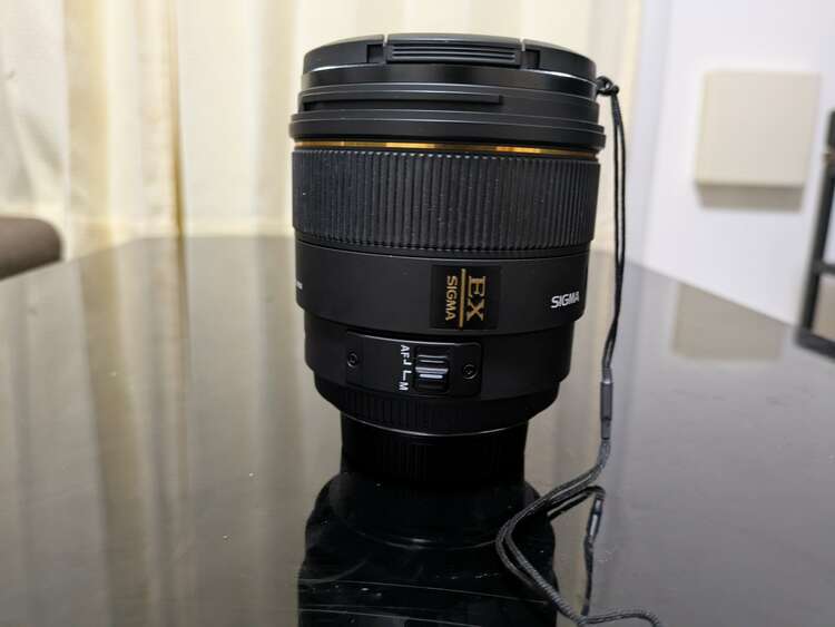 SIGMA 85mm F1.4 EX DG ニコン用（カメラ）の商品画像 - 査定依頼日：2025年3月18日 - 最高査定価格：35,000円