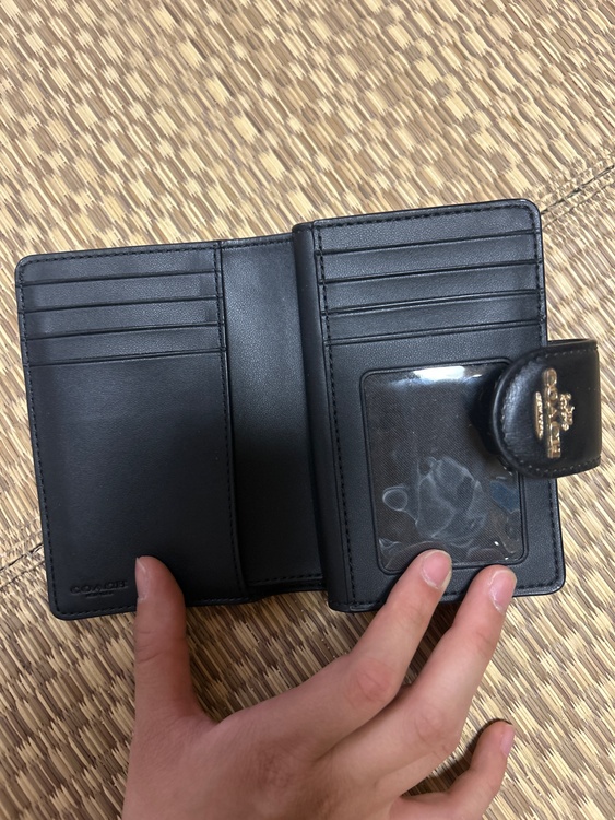 COACH財布（ブランド財布・小物）の商品画像 - 査定依頼日：2026年5月17日 - 最高査定価格：1,500円