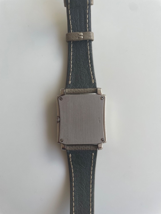 パテックフィリップ ゴンドーロ 5024（高級時計）の商品画像 - 査定依頼日：2025年8月16日 - 最高査定価格：1,620,000円