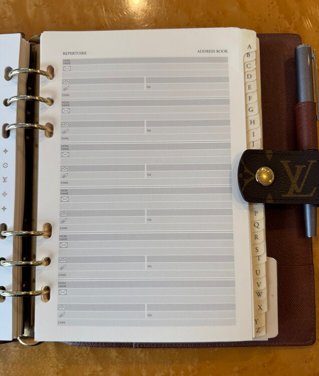 ノート（ブランド財布・小物）の商品画像 - 査定依頼日：2025年3月1日 - 最高査定価格：28,000円