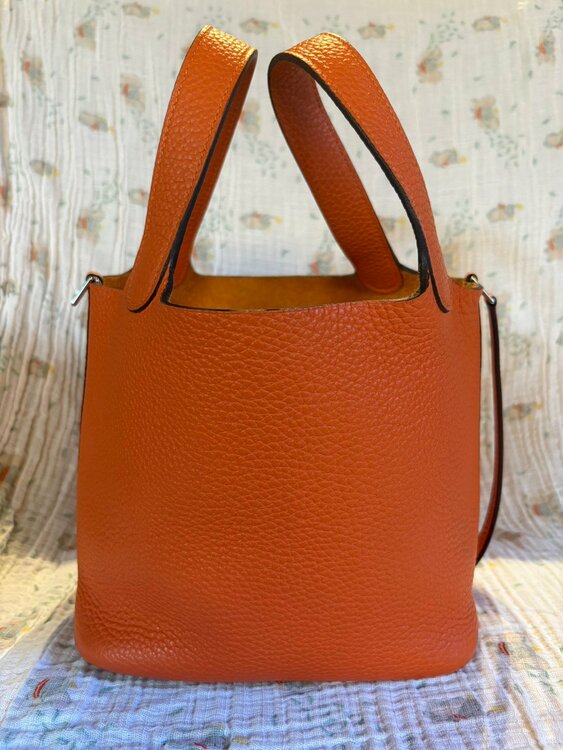 ピコタンロックPM （ブランドバッグ）の商品画像 - 査定依頼日：2026年3月15日 - 最高査定価格：320,000円