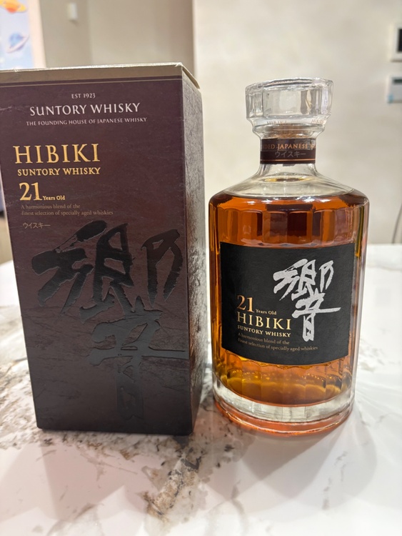 ウイスキー サントリー響 （お酒）の商品画像 - 査定依頼日：2026年2月17日 - 最高査定価格：57,000円