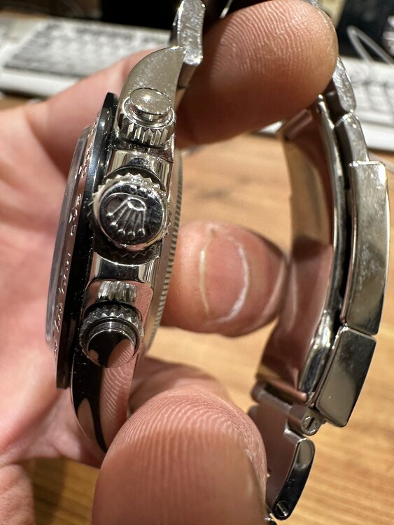 ロレックス デイトナ 11650（高級時計）の商品画像 - 査定依頼日：2025年4月4日 - 最高査定価格：5,050,000円