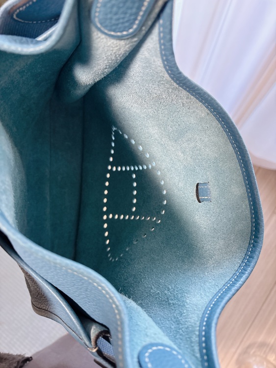 エルメス エブリン （ブランドバッグ）の商品画像 - 査定依頼日：2025年11月4日 - 最高査定価格：220,000円