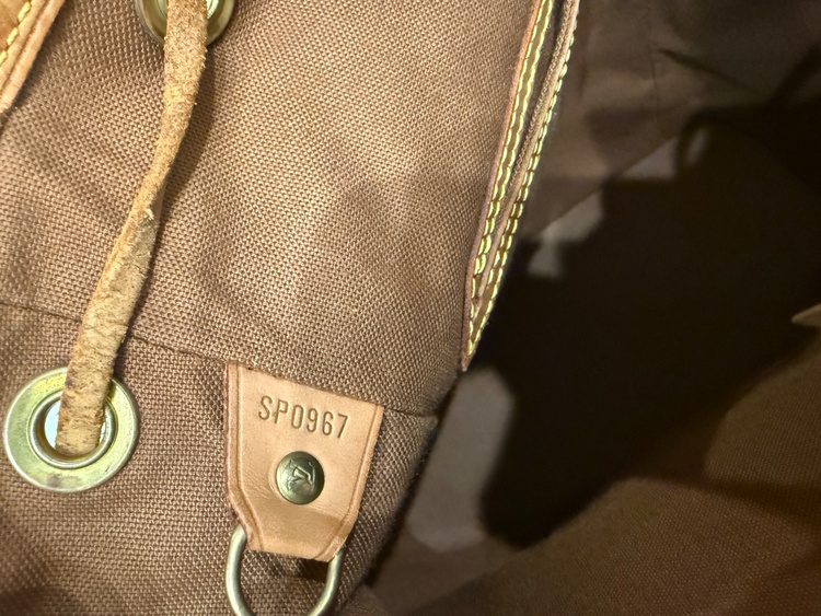 モンスリ（ブランドバッグ）の商品画像 - 査定依頼日：2026年4月16日 - 最高査定価格：95,000円