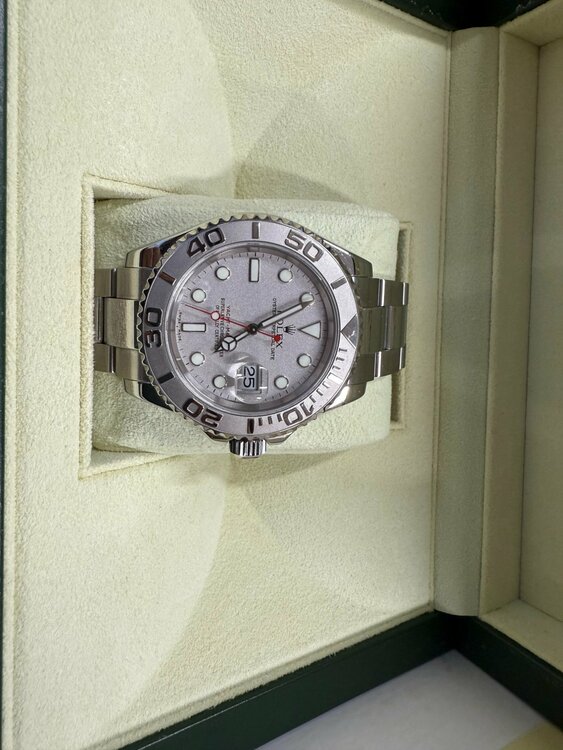 ROLEX ヨットマスター（高級時計）の商品画像 - 査定依頼日：2026年3月4日 - 最高査定価格：1,500,000円