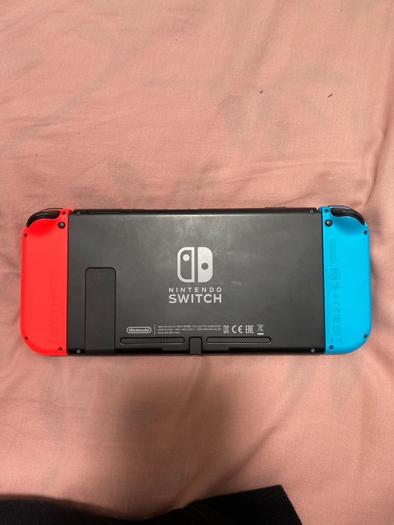 Nintendo Switch本体 /Joy-Con(L) ネオンブルー/(R)（ゲーム機本体・ゲームソフト）の商品画像 - 査定依頼日：2023年5月25日 - 最高査定価格：11,000円