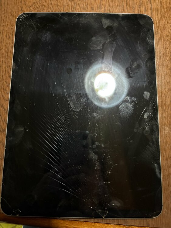 11インチiPad Pro（第3世代/2021年モデル）（PC・タブレット）の商品画像 - 査定依頼日：2026年5月3日 - 最高査定価格：20,100円