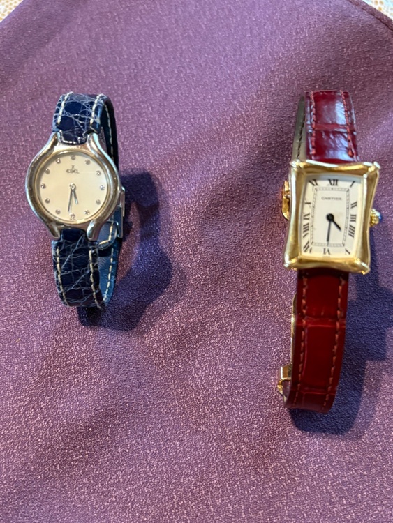 カルティエのタンク ルイ カルティエ ウォッチ（高級時計）の商品画像 - 査定依頼日：2025年12月8日 - 最高査定価格：1,000,000円