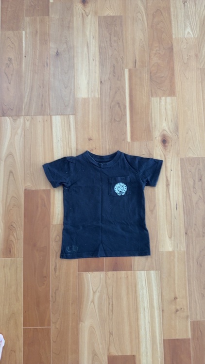 胸ポケットバックホースシューＴシャツ（古着・ファッション）の商品画像 - 査定依頼日：2025年8月24日 - 最高査定価格：1,000円