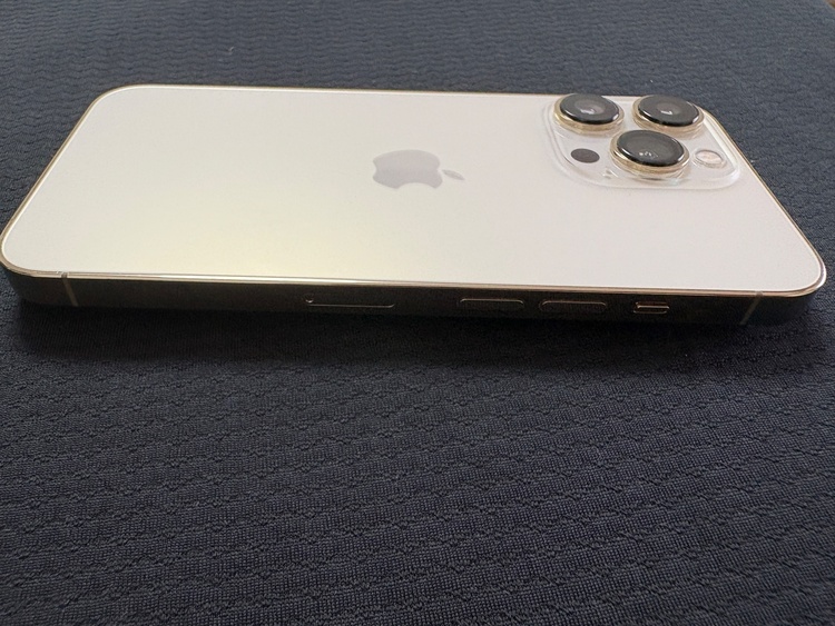 iPhone iPhone 13 Pro 256GB 楽天モバイル（スマホ）の商品画像 - 査定依頼日：2026年6月17日 - 最高査定価格：55,000円