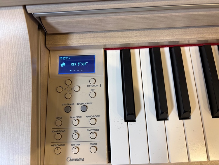 クラビノーバ　CLP-745（ピアノ・楽器・PA機材）の商品画像 - 査定依頼日：2026年6月6日 - 最高査定価格：40,000円