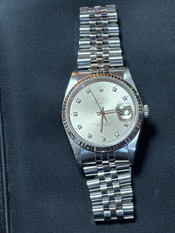 デイトジャスト10ポイントダイヤシルバー（高級時計）の商品画像 - 査定依頼日：2025年12月30日 - 最高査定価格：700,000円