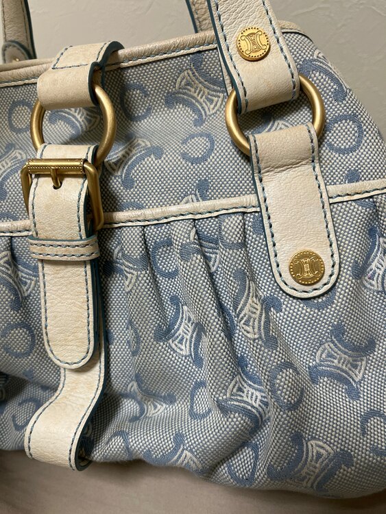 セリーヌ  （ブランドバッグ）の商品画像 - 査定依頼日：2025年4月29日 - 最高査定価格：10,000円