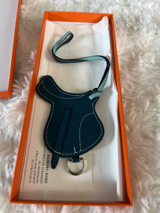 チャーム（古着・ファッション）の商品画像 - 査定依頼日：2025年11月21日 - 最高査定価格：25,000円