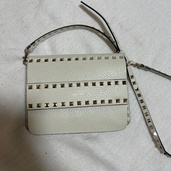 バレンティノ（ブランドバッグ）の商品画像 - 査定依頼日：2025年12月18日 - 最高査定価格：100,000円