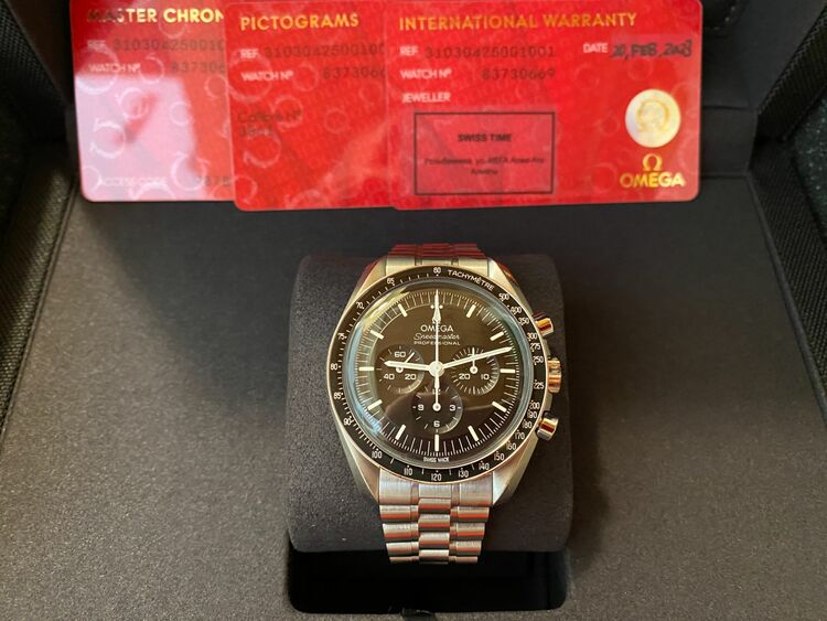 スピードマスター ムーンウォッチ プロフェッショナル マスター クロノメーター（高級時計）の商品画像 - 査定依頼日：2025年7月7日 - 最高査定価格：720,000円