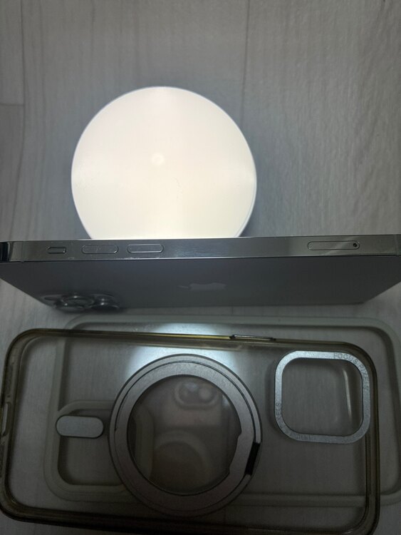 iPhone 12 Pro 128GB SIMフリー（スマホ）の商品画像 - 査定依頼日：2025年3月15日 - 最高査定価格：26,000円